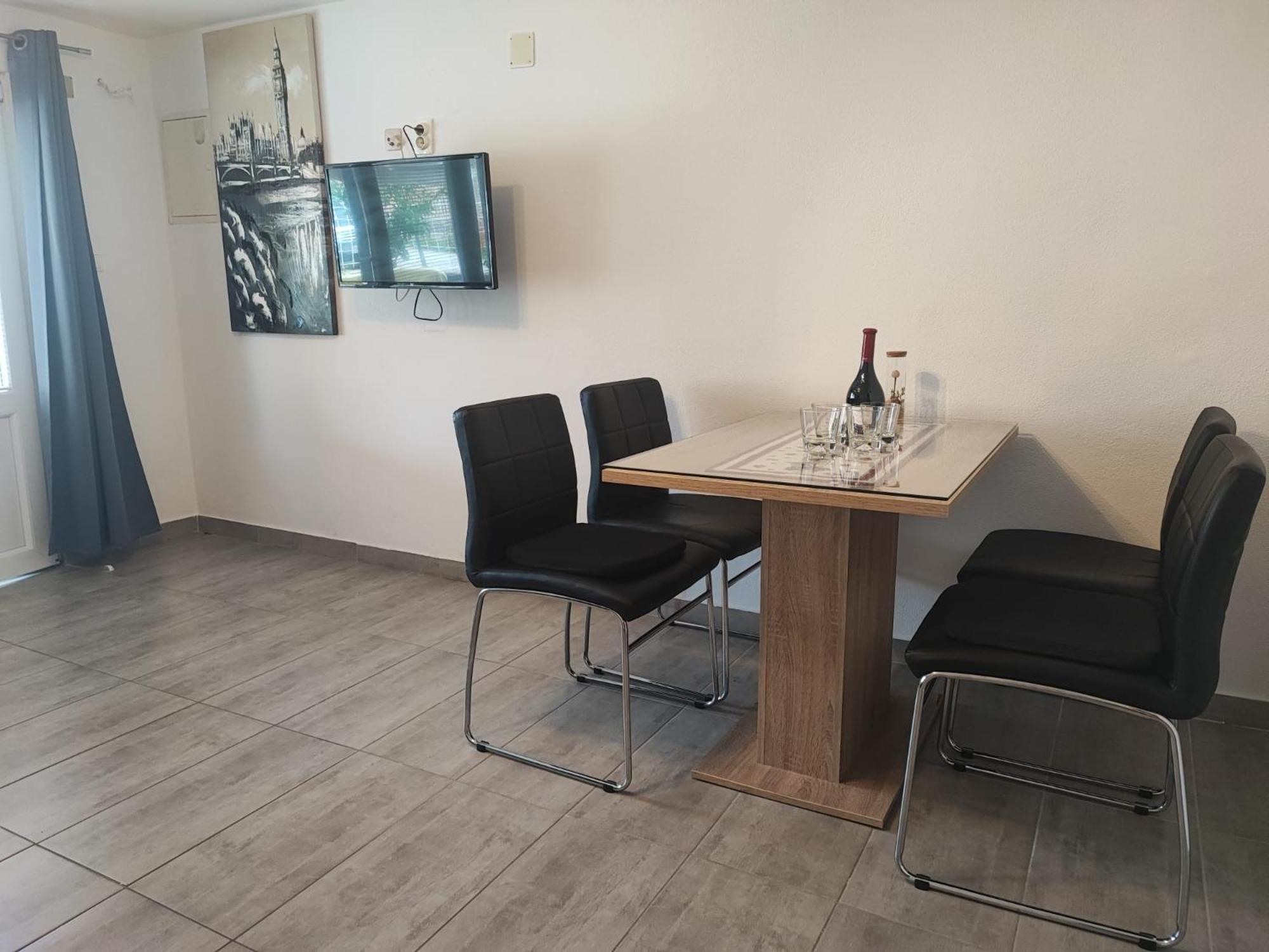 Appartement Apartman Luka à Vodice Extérieur photo